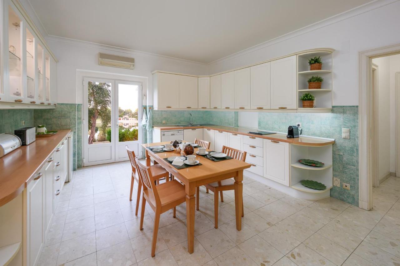 Villa At Quinta Do Peru Golf And Country Club Quinta do Conde Eksteriør billede